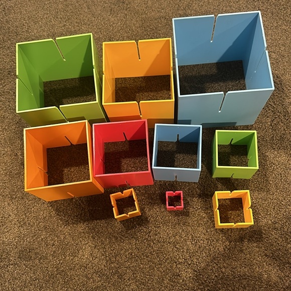 Dado Cubes Toy - Building Toy - Picture 2 of 5